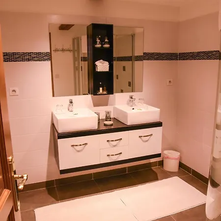 Ferienhaus Le Domaine Des Fagnes Sains-du-Nord