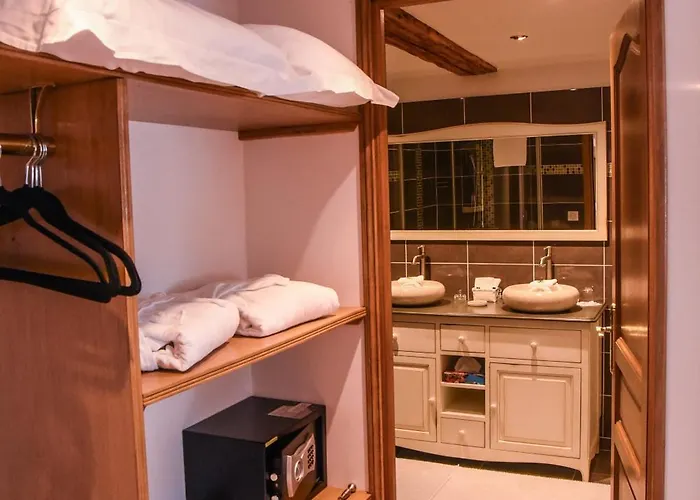 Le Domaine Des Fagnes Hébergement de vacances Sains-du-Nord